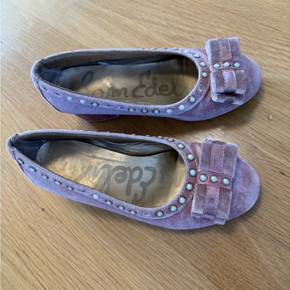 Sam Edelman Mauve Velvet Flats with Bow and Pearls kids girls shoes - Picture 12 of 14